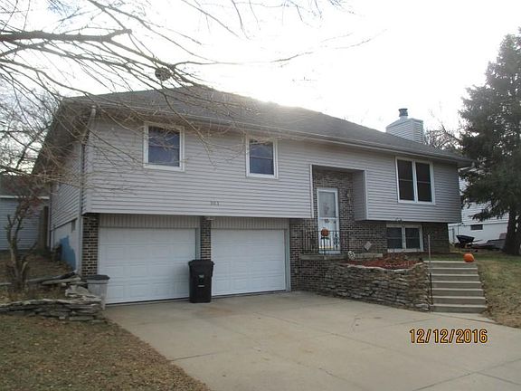 4th image of 903 Bordeaux Ave