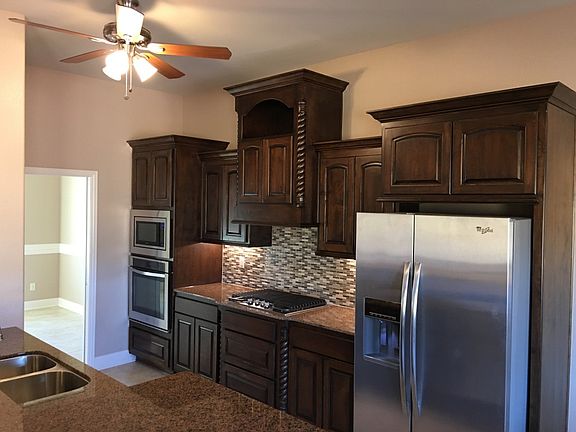 5th image of 19506 Sara Ln
