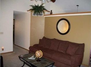 706 S Lindberg Cir, Wichita, KS 67207