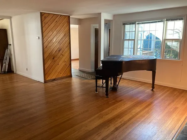 82 Laurel Dr, Little Silver, NJ 07739