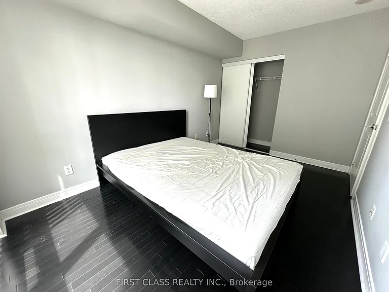 35 Bales Ave #1203 — Photo 10