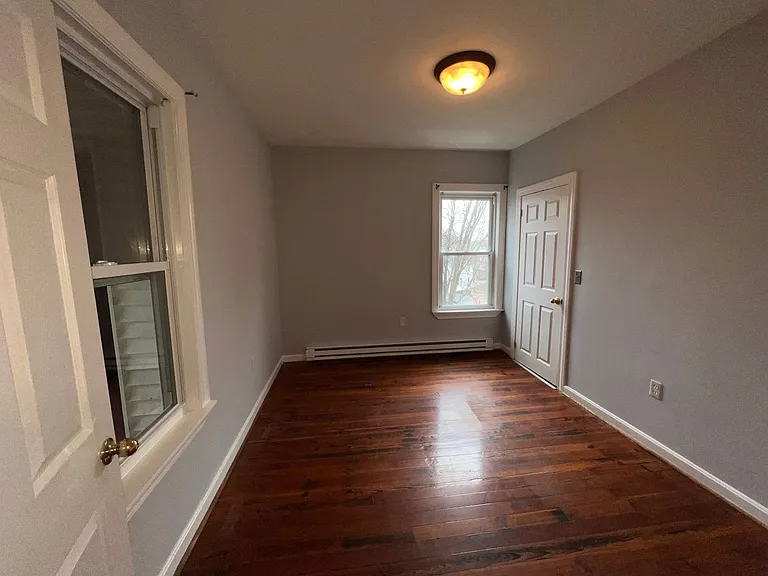 19-27 Granite St — Photo 12