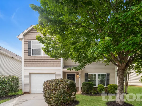 1025 Joselynn Dr, Gastonia, NC 28054