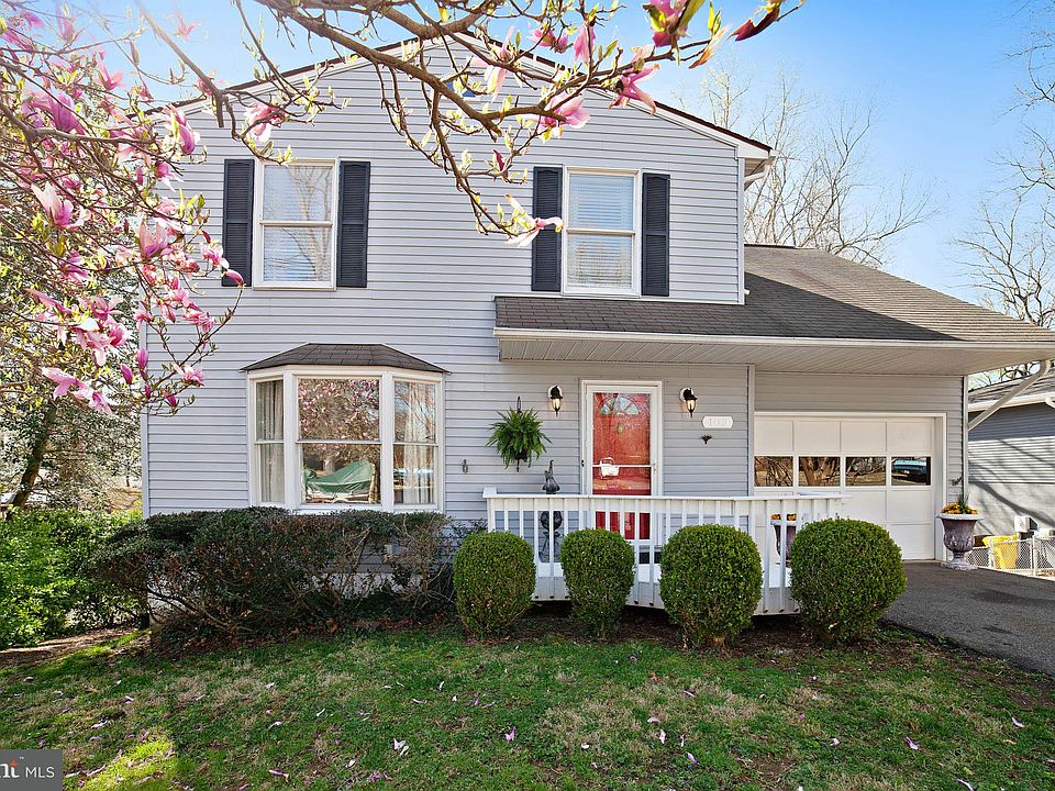 1st image of 103 Pine Dr