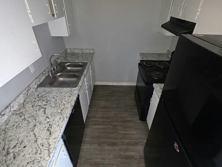 225 McDowell Road Ext #B3 — Photo 7