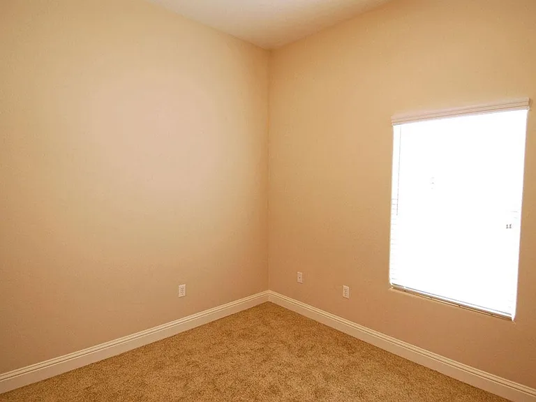 631 Jasmine Parke Dr — Photo 8