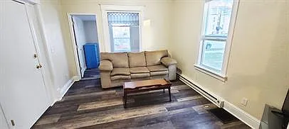Gem Lake - 217 6th Avenue Northwest — Photo 2