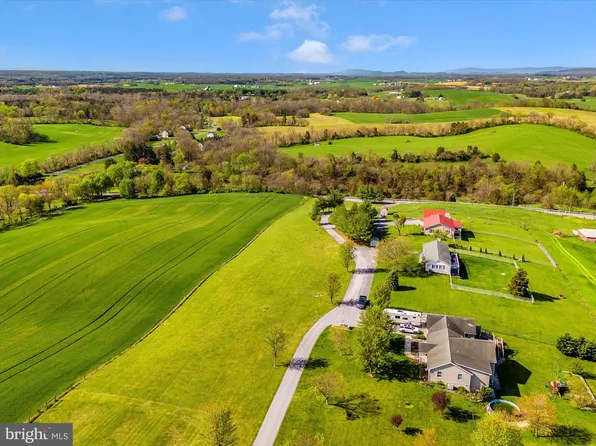 14521 Fairview Hill Ln, Clear Spring, MD 21722