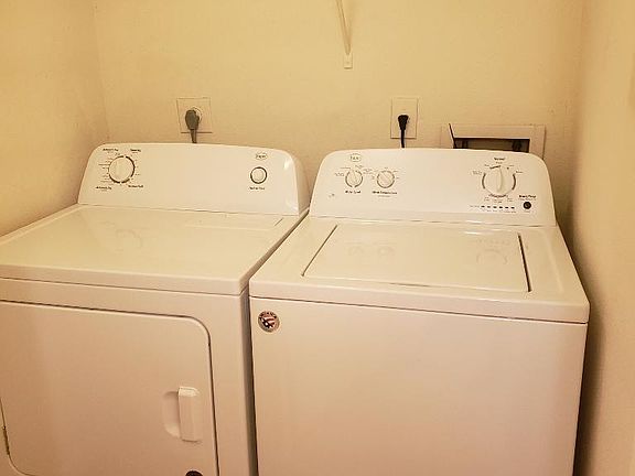 5th image of 3224 St Martins Trl APT 1212