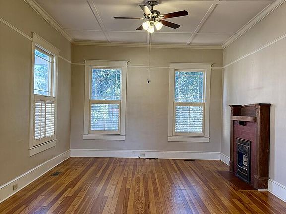 4th image of 308 Church St