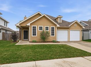 2201 Windsor Farms Dr, Denton, TX 76207