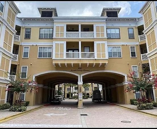 1st image of 860 N Orange Ave APT 124