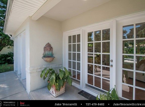 3rd image of 108 N Cirus Ave