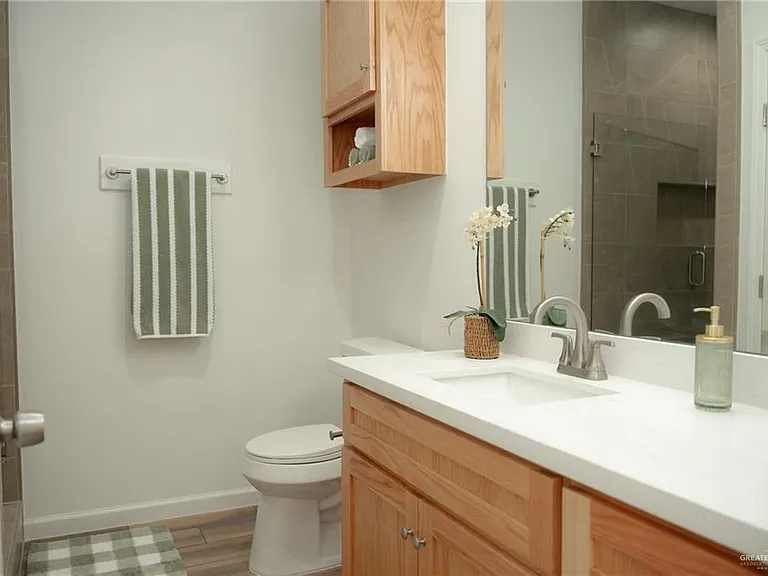 2104 E San Andrea St #4 — Photo 28