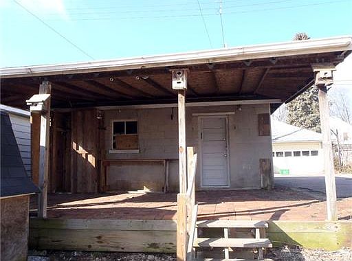 4th image of 835 S Miami Ave