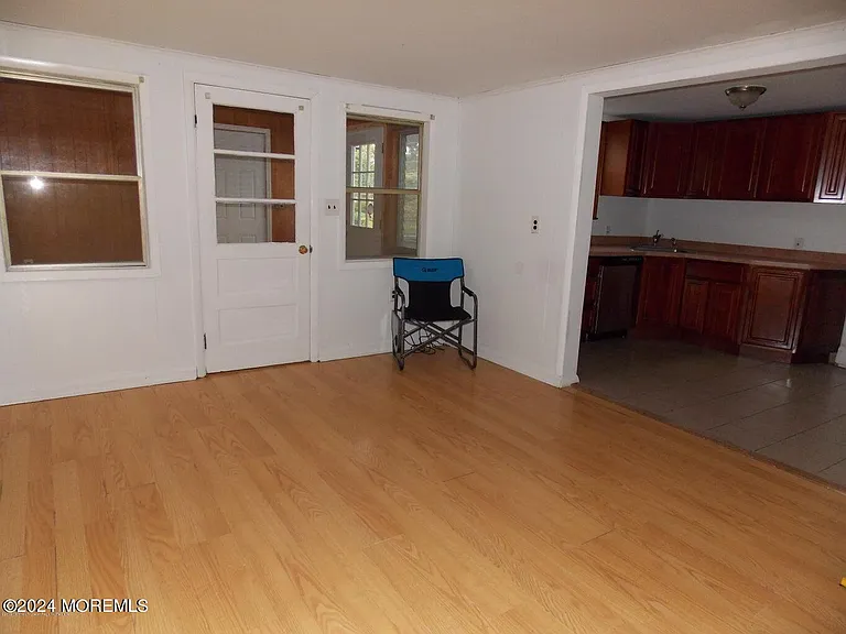 914 Radnor Ave — Photo 15