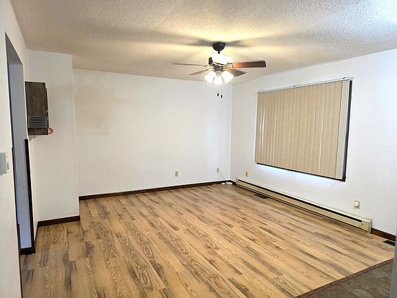 5th image of 107 Sierra Cir