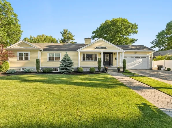 6 Suntaug St, Lynnfield, MA 01940