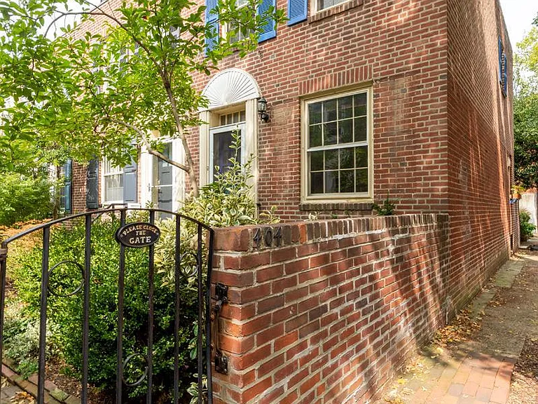 404 S Croskey St #A — Photo 29