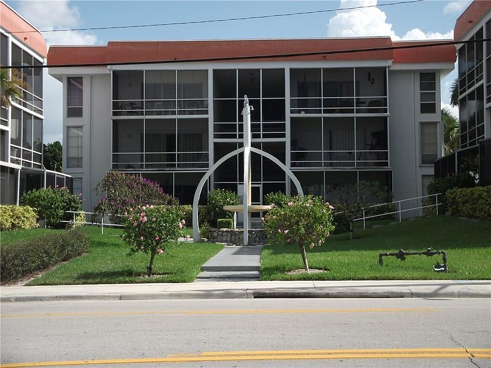 1st image of 630 SE Ocean Blvd APT B-5