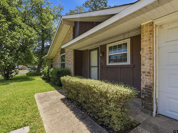 2nd image of 2307 Pinkerton Dr