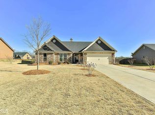 452 Lake Vista Dr, Jefferson, GA 30549