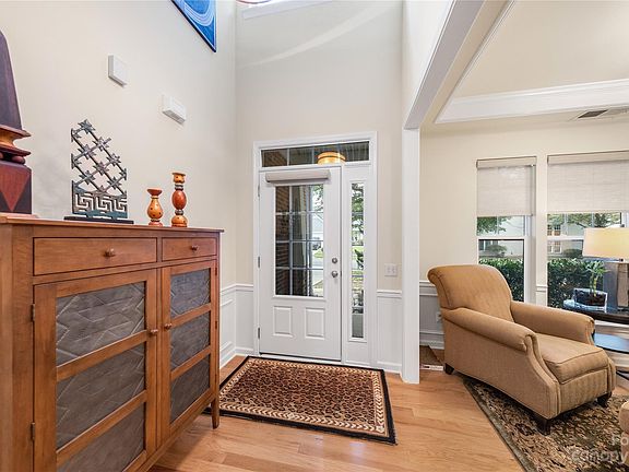 5th image of 7028 Saranac Ln