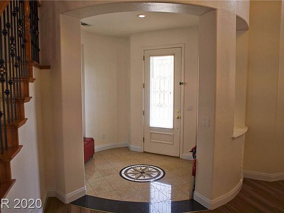 5th image of 7309 Majestic Bluff Pl