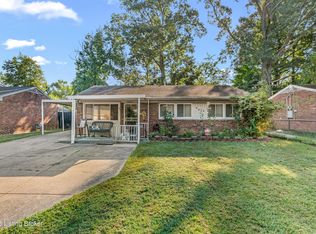 5415 Ripple Ln, Louisville, KY 40218