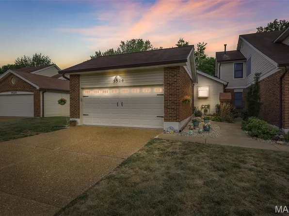 5524 Duchesne Parque Dr, Saint Louis, MO 63128