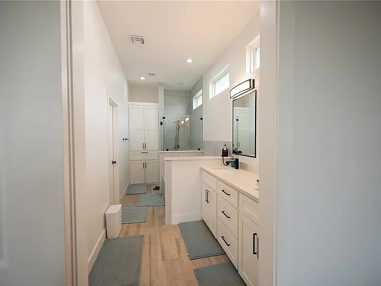 7721 Nadia Dr — Photo 15