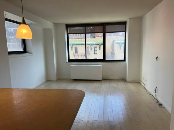 159 East 30th Street image 14 of 14