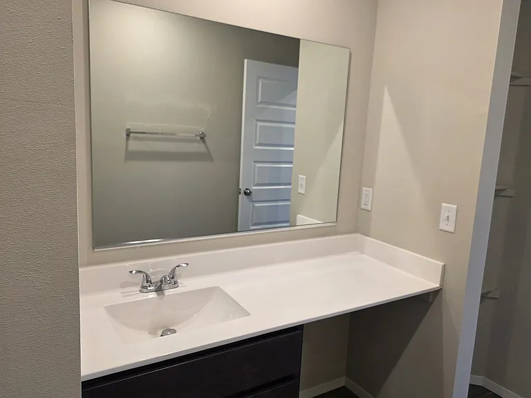 1331 E Honolulu Pl — Photo 13