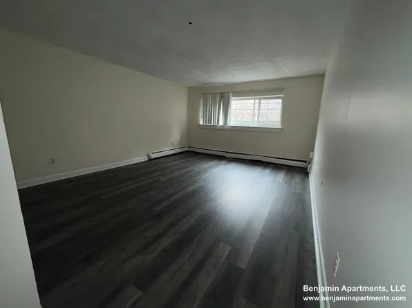 84 Gardner St, Allston, MA