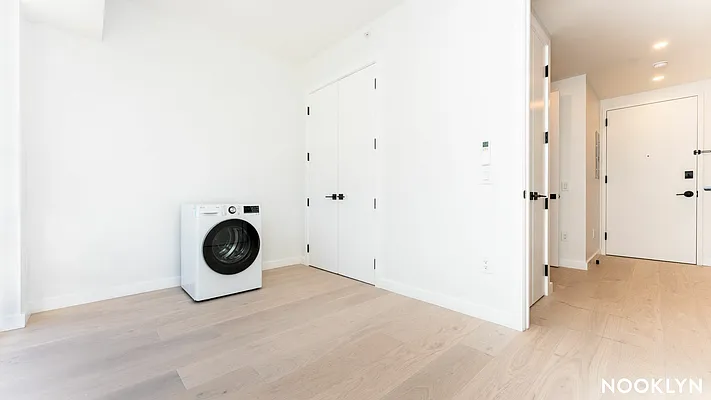 Rented by Nooklyn NYC LLC | media 11