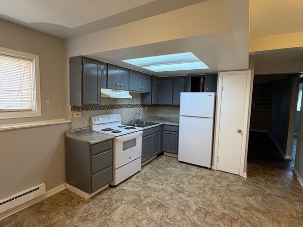 1685 Mulberry Ln APT 4
