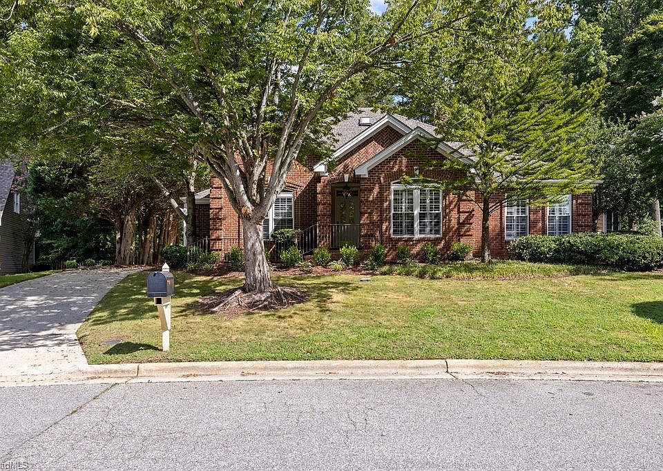 1st image of 1610 Deercroft Ct
