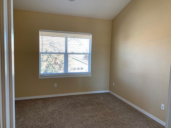 5th image of 2602 N Emporia Ct