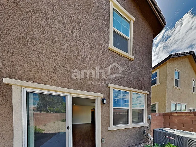 948 Nero Ave — Photo 20