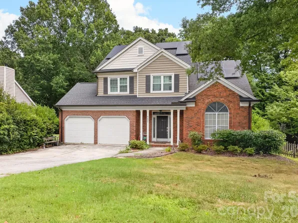 9607 Clifton Meadow Dr, Matthews, NC 28105