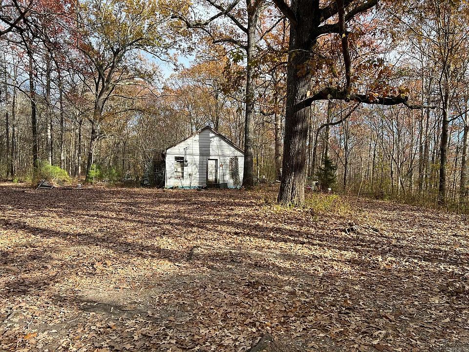 2nd image of 543 Rhoads Rd