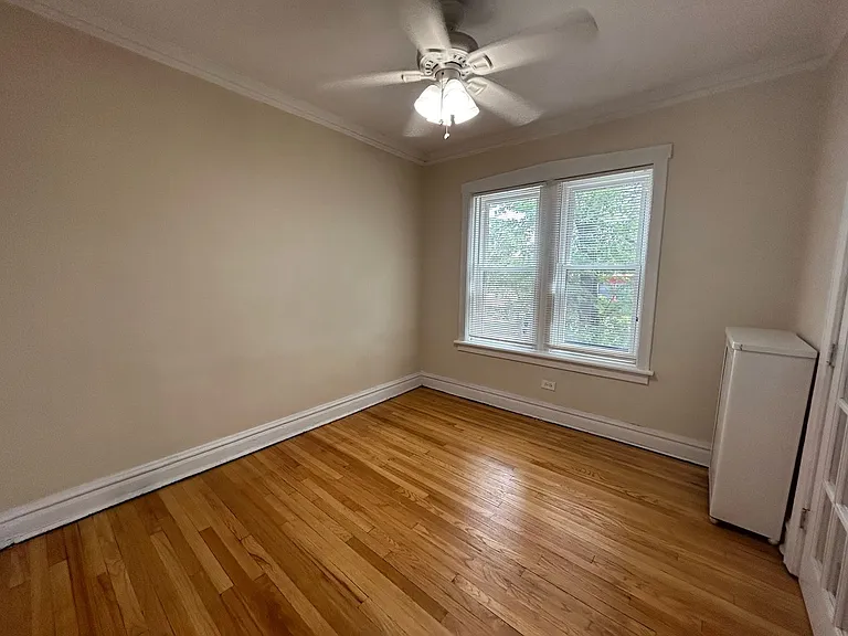 5002 N Springfield Ave — Photo 17