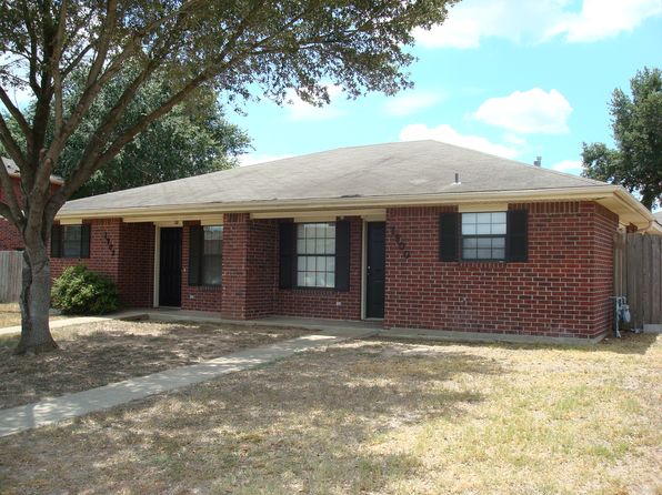 1902 Holleman Dr W