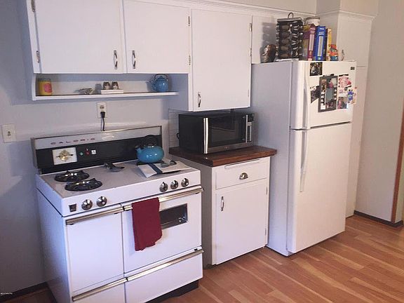 4th image of 1553 Widdicomb Ave NW