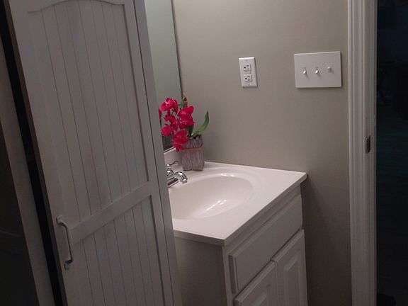 Down stairs full bath