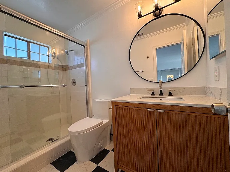 19409 Beckworth Ave — Photo 11