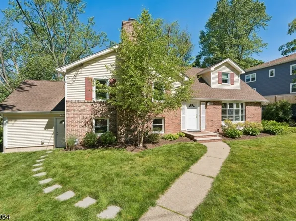 30 Crestwood Rd, Morristown Town, NJ 07960