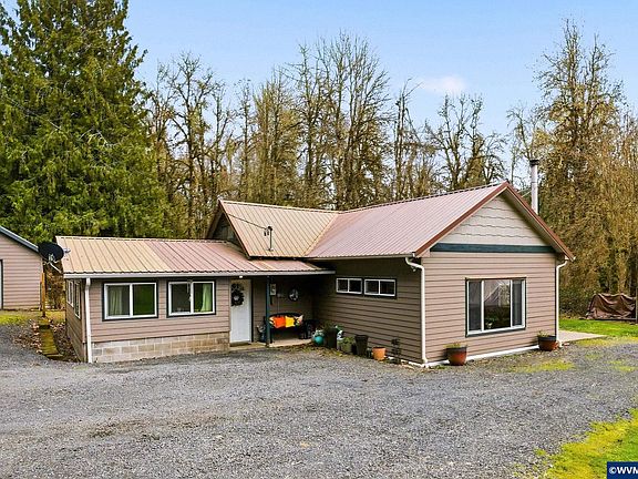 2nd image of 42430 Ames Creek Rd