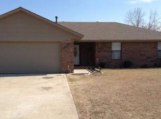 1112 Buckingham, Newcastle, OK 73065