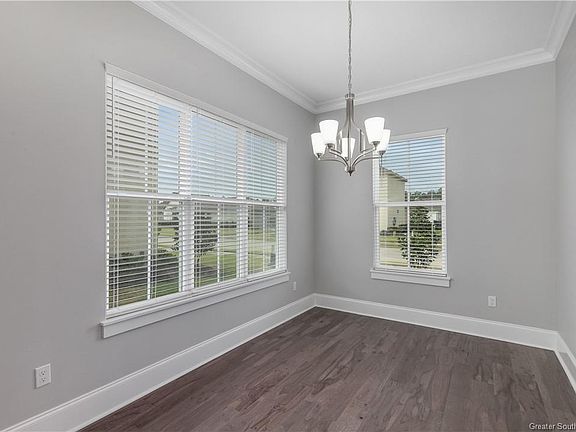5th image of 5817 Crape Ct #A